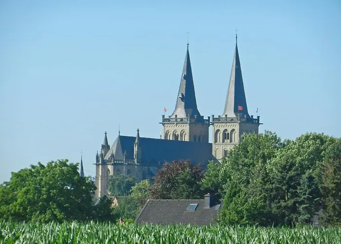 Floating 44 In - Boot 7 Nyaraló *